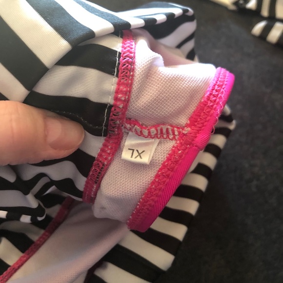 Dots & stripes suit - Picture 4 of 5